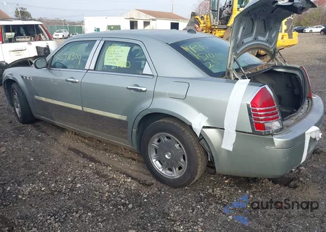 2006 Chrysler 300 Touring from USA, damaged, VIN 2C3KA53G86H136056